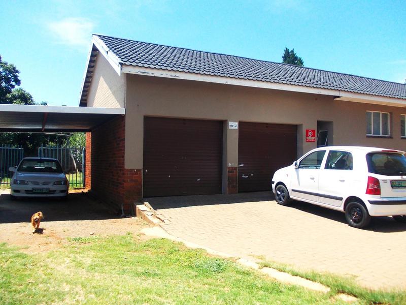 4 Bedroom Property for Sale in Langenhovenpark Free State